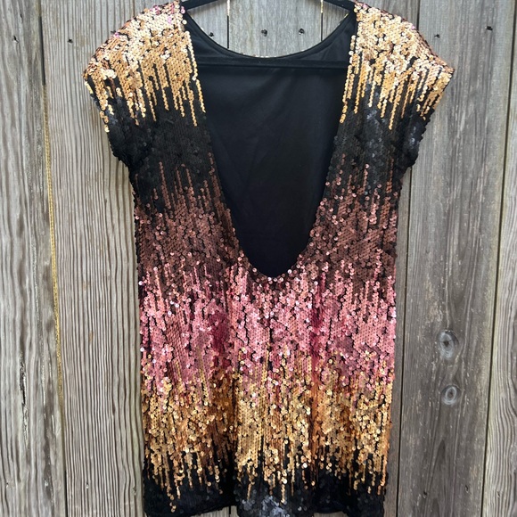 TOBI Backless Multi Sequin Shift Dress Women’s Small - Picture 7 of 11